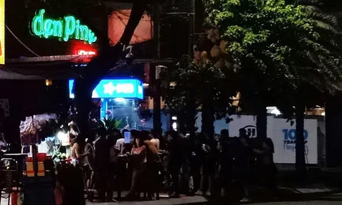 Đà Nẵng cho phép bar mở cửa, tiếp tục dừng karaoke, vũ trường