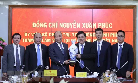 Thủ tướng: Đài Tiếng nói Việt Nam phải tăng tốc về công nghệ