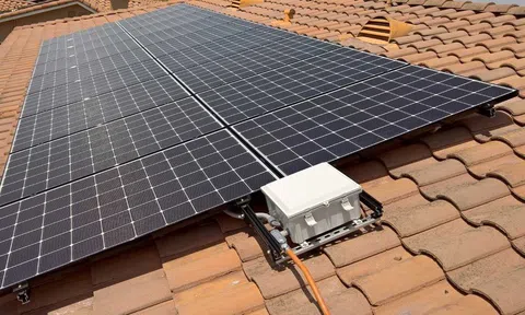 Buông lỏng xử lý pin năng lượng mặt trời là cực kỳ nguy hiểm