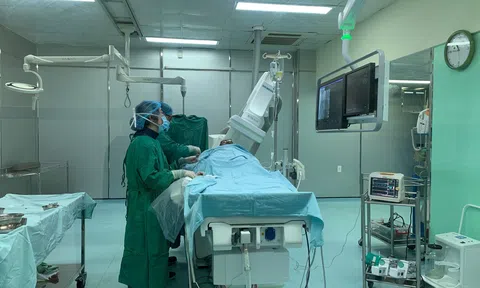 40 phút nghẹt thở cứu sống thiếu niên bị nhồi máu cơ tim cấp