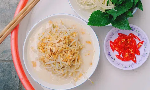 Một đồng bánh đúc, tuổi thơ ùa về