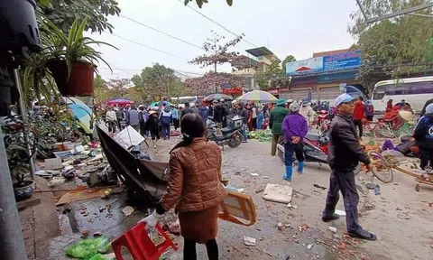 Hải Phòng: Xác minh danh tính chủ xe ô tô điên lao vào chợ dân sinh khiến nhiều người bị thương
