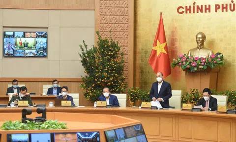 Thủ tướng: Hà Nội và TPHCM có thể giãn cách xã hội một số khu vực