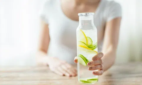 Thanh lọc cơ thể sau Tết bằng những loại thực phẩm sẵn trong nhà
