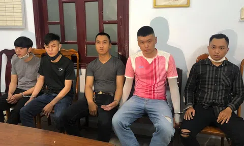 Bị cướp xe vì lừa bán ma túy bằng thuốc Tây và đường phèn