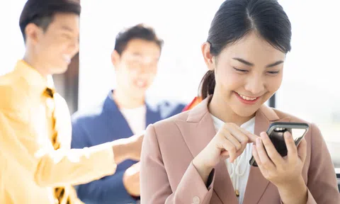 Cài App dễ dàng, khách hàng doanh nghiệp nhận muôn vàn ưu đãi từ BAC A BANK