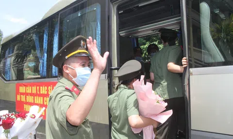 Bệnh viện 199 Đà Nẵng xuất quân hỗ trợ TP Hồ Chí Minh chống dịch Covid-19