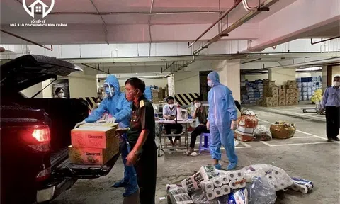 “Nhật Ký Bếp Nhà B” và những ngày thành phố căng mình chống dịch