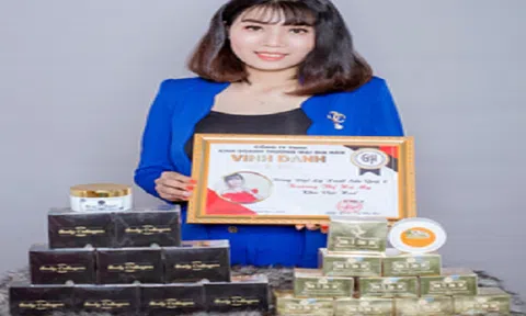 Mẹ bỉm sữa 9X biết đến kinh doanh online từ mỹ phẩm Gia Hân