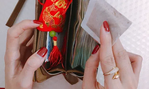 Tài lộc vào như nước nhờ biết mẹo phong thủy cho 'ví tiền' từ chuyên gia.