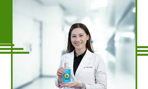Cảnh tượng lạ: Giữa thời buổi nước rửa tay 'quý hơn vàng' -  Ona Global mạnh tay trợ giá 5000 chai gel rửa tay diệt khuẩn cho người dân Hà Nội và Sài Gòn