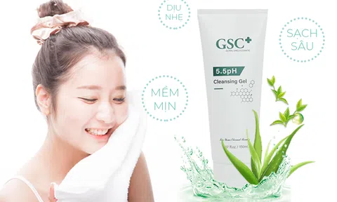 Xử lý da dầu khi đeo khẩu trang quá nhiều