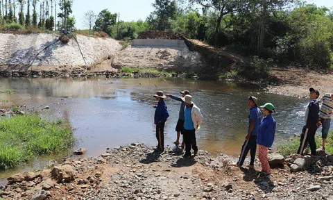 Bà Rịa –Vũng Tàu:  Cầu Treo 'treo' đến bao giờ?