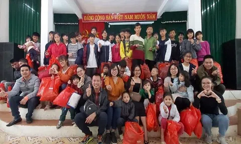 Công ty Nhật Đức đồng hành cùng chương trình 'Áo ấm cho em'