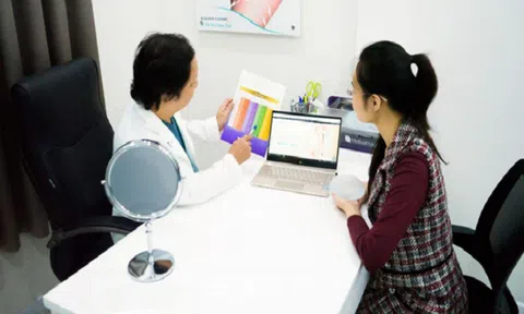 Nâng mông nội soi bằng túi độn: Ưu điểm, quy trình và chi phí