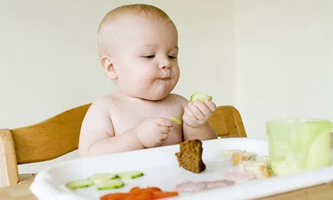 Bí quyết để bố mẹ lựa chọn những món ăn dặm cho bé
