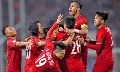 Tuyển Việt Nam tiếp tục dẫn đầu khu vực trên bảng xếp hạng FIFA