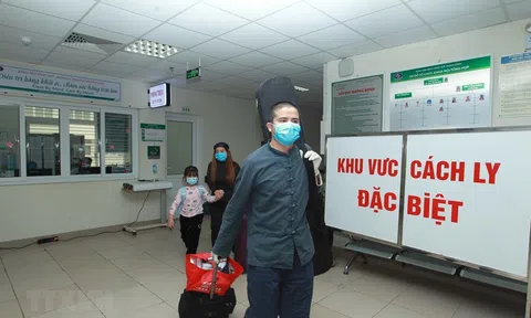 Thêm 30 bệnh nhân mắc COVID-19 được chữa khỏi và ra viện