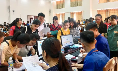 Nhiều trường đại học giảm học phí cho sinh viên mùa dịch Covid-19