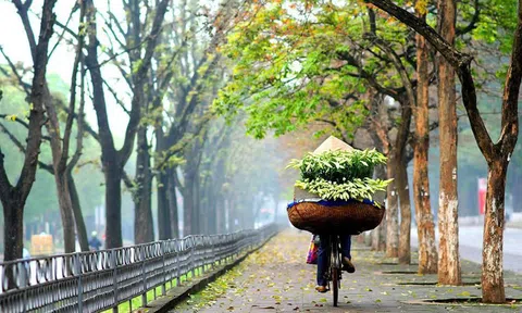 Một tháng tư "lạ" trong lòng Hà Nội