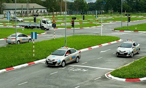 Lùi thời gian áp dụng bộ 600 câu hỏi thi sát hạch lái xe