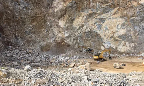 Cập nhật thông tin vụ sập mỏ đá tại Điện Biên