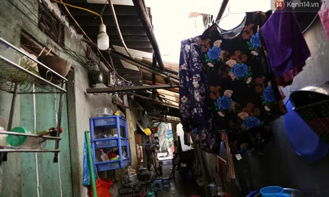 Xóm chạy thận ở Hà Nội chật vật dưới cái nóng trên 50 độ
