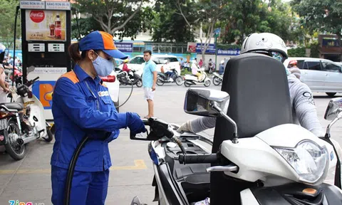 Giá xăng được điều chỉnh mạnh từ chiều nay 12/6