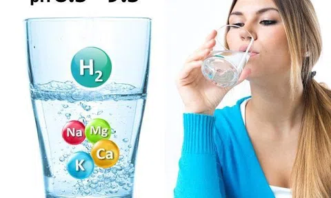 Phản ánh của chuyên gia về nước uống tốt cho bệnh đau dạ dày