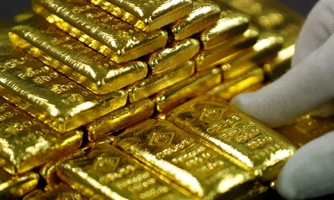Giá vàng liên tục tăng đạt ngưỡng kỷ lục