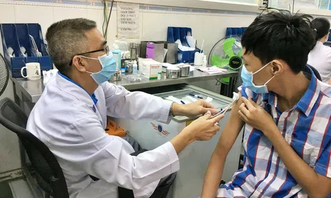 “Phát sốt” tìm vắc-xin phòng bệnh bạch hầu