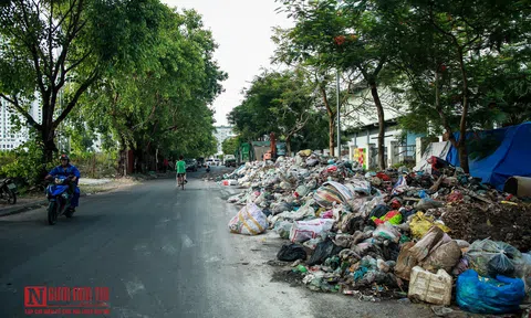 Hà Nội: Rác vẫn bủa vây nội đô sau 4 ngày mở cửa bãi Nam Sơn