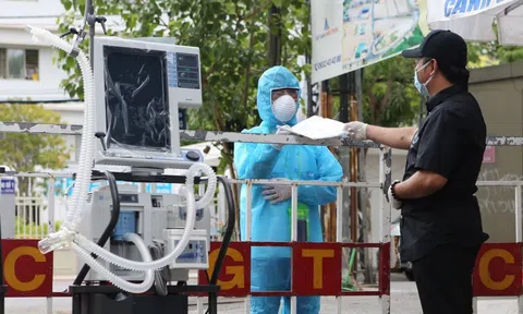 Tặng máy ECMO, 5 máy thở trị giá 6,25 tỷ đồng cho Đà Nẵng