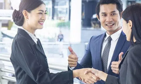 Làm nghề phiên dịch, bạn cần biết điều gì?