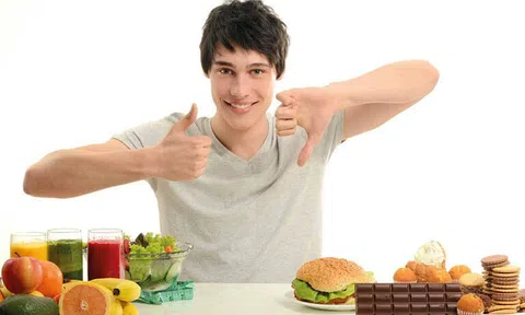 6 Lưu ý khi trị mụn bọc, mụn trứng cá cho nam giới tại nhà