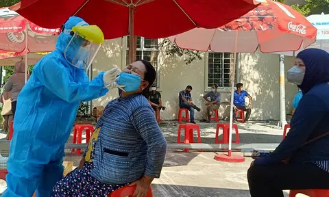 Đà Nẵng triển khai lấy mẫu xét nghiệm Covid-19 cho đại diện 71.424 hộ gia đình