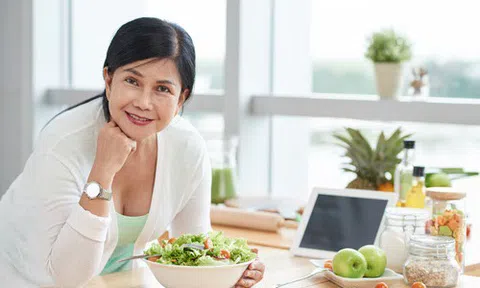 Tiền mãn kinh không còn là nỗi lo - Bật mí bí mật giữ lửa tuổi xế chiều