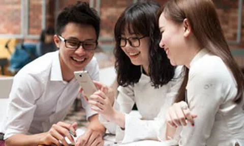 Học sinh có thể sử dụng điện thoại di động nếu được giáo viên cho phép