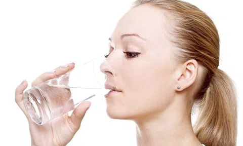 Nước ion kiềm là gì? Uống nước ion kiềm có tốt không?