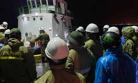 Đà Nẵng: 3 tàu cá bị chìm, 1 tàu mất tích do mưa lớn