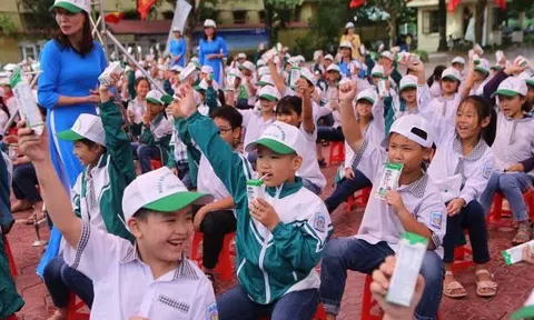 Hơn 200 trường mầm non, tiểu học tại Hà Nam tham gia chương trình sữa học đường