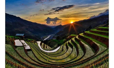 Lên Hà Giang, nghe người Mèo kể chuyện mùa nước đổ