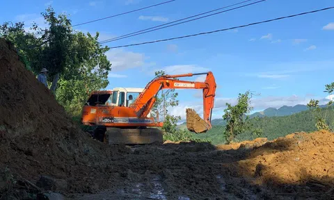 Bão số 9 tàn phá nặng nề, làm hơn 80 người thương vong