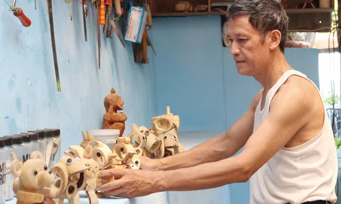 Họa sĩ thổi hồn dân tộc vào tre Việt