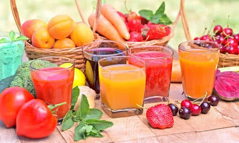 Uống nước ép hoa quả đúng cách để hấp thụ dinh dưỡng tối ưu
