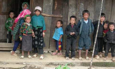 Xẻ dọc non cao… đi dạy học