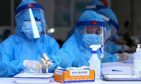 COVID-19: BN 1347 là giáo viên tiếng Anh đã đến những đâu?