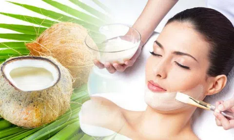 Trị mụn bằng dầu dừa có an toàn không?