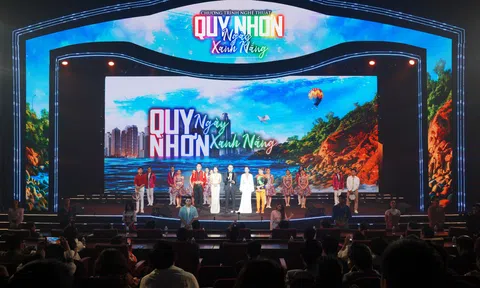 Quy Nhơn bừng sức sống mạnh mẽ qua đêm nhạc “Quy Nhơn ngày xanh nắng”