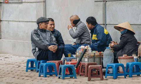 Không khí lạnh đặc biệt tràn về, nền nhiệt giảm gần 10 độ, người Hà Nội xuýt xoa